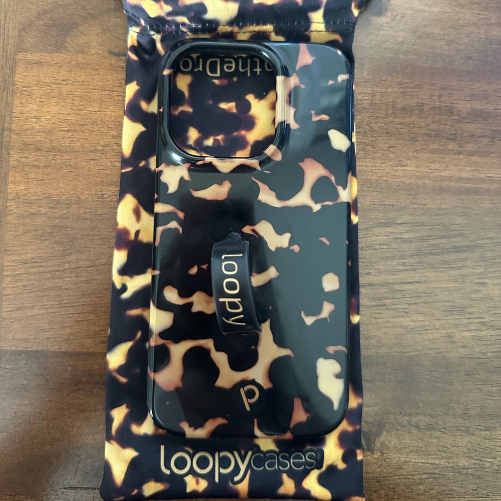 Loopy Case Tortoise Print Phone Cover